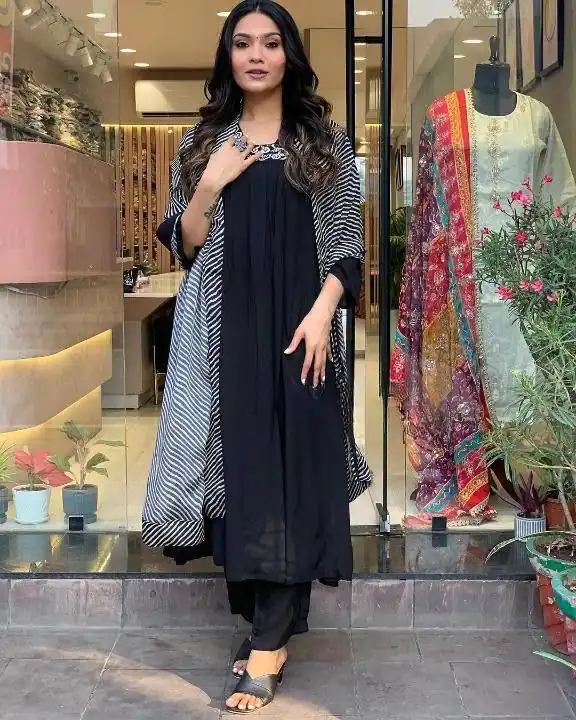 Elegant Black Maslin Mirror Work Salwar Suit - Image 6