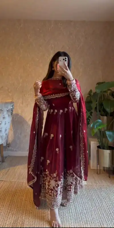 Gorgeous Maroon Fendy Silk Thread Work Salwar Suit