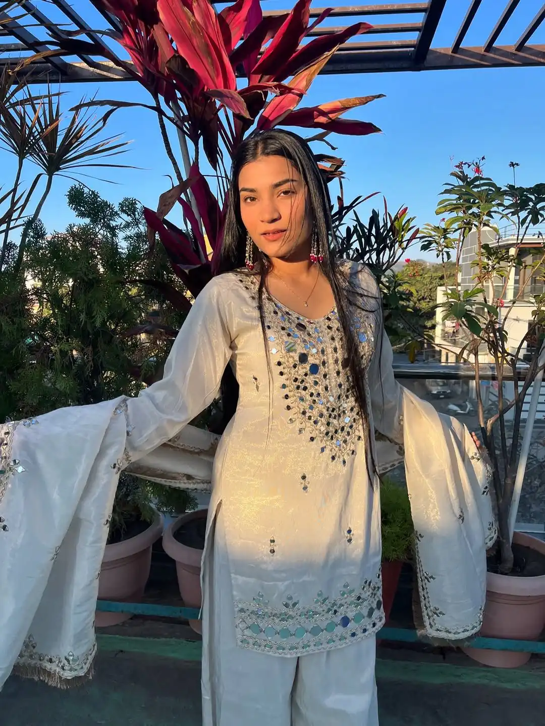 Perfect Off White Faux Georgette Mirror Salwar Suit - Image 2