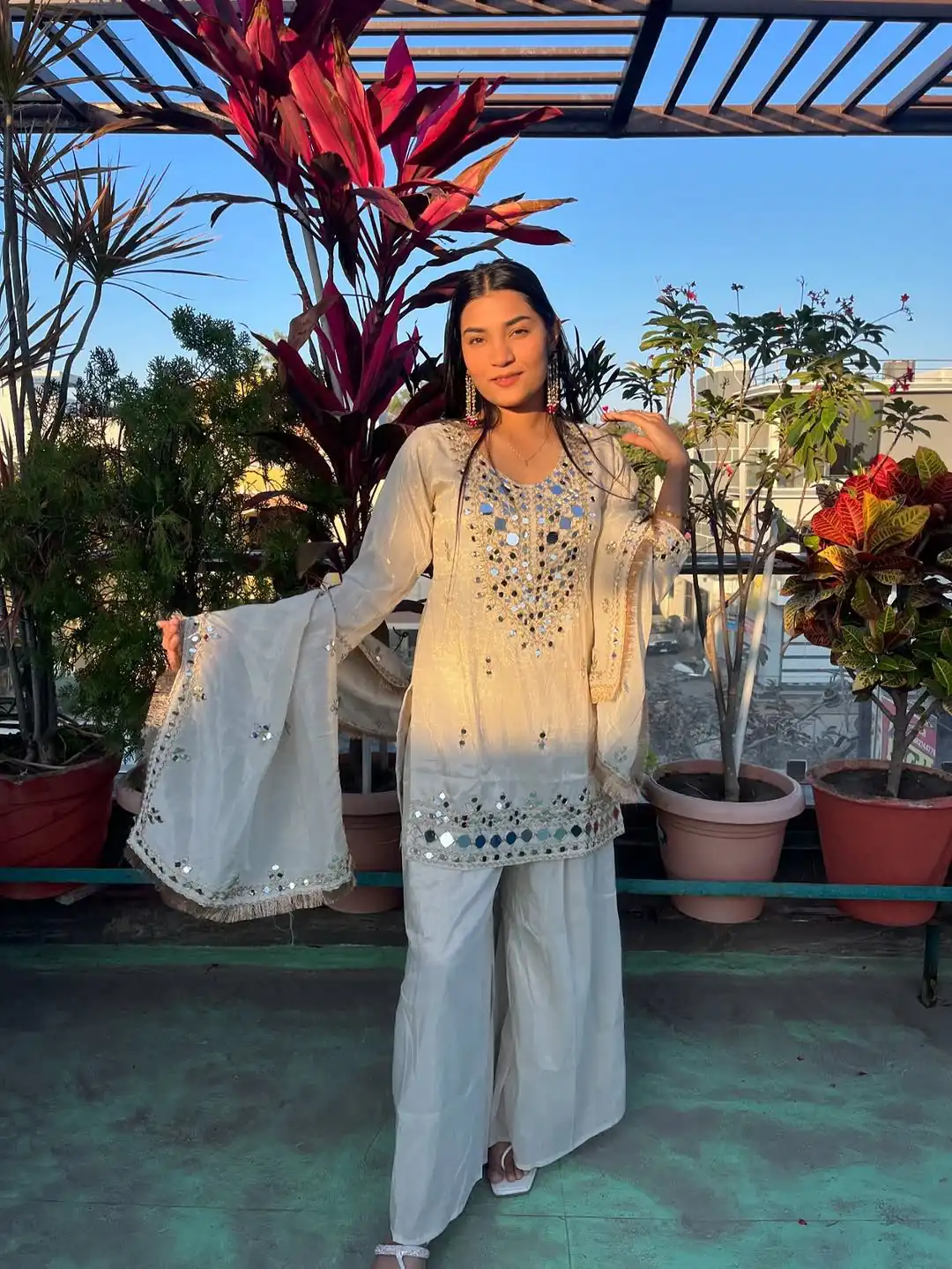 Perfect Off White Faux Georgette Mirror Salwar Suit