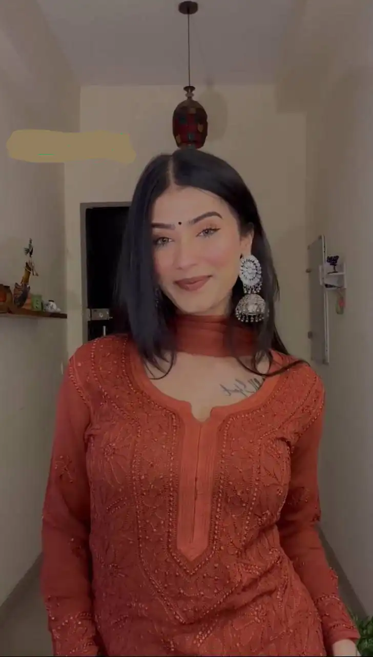 Perfect Peach Georgette Embroidery Work Salwar Suit - Image 2