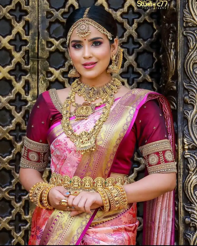 Pretty Peach Lichi Silk Jacquard Work Saree - Image 4