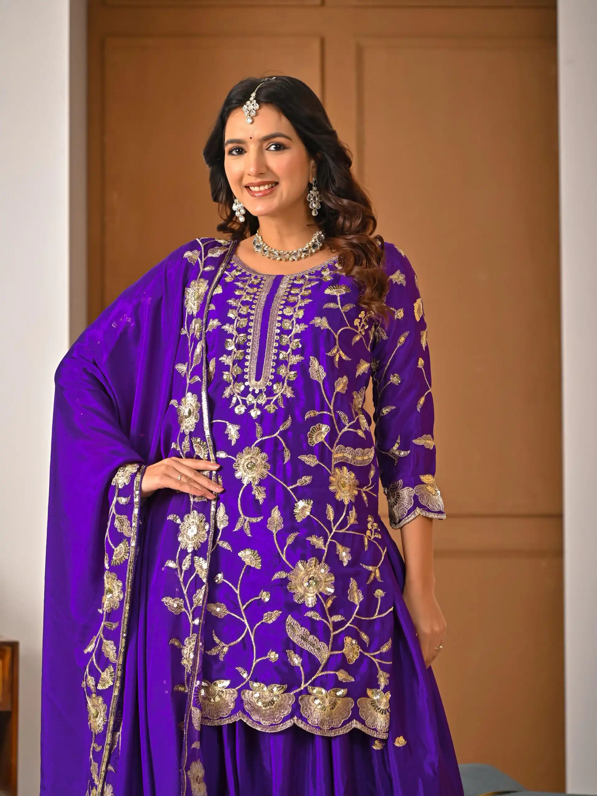 Superb Purple Chinon Silk Embroider Work Salwar Suit - Image 7