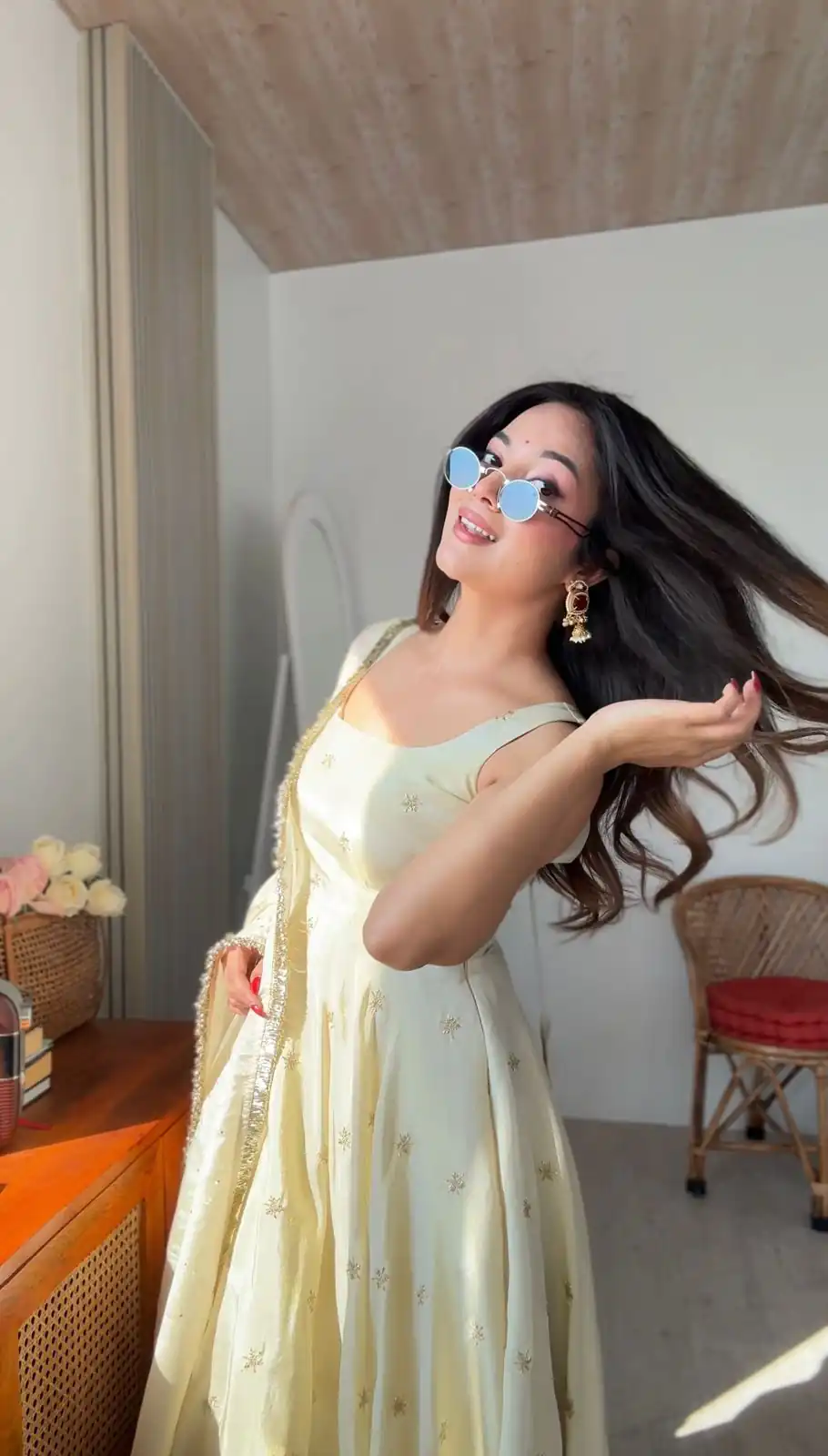 Off White Cosmos Gold  Embroider Work Salwar Suit - Image 2