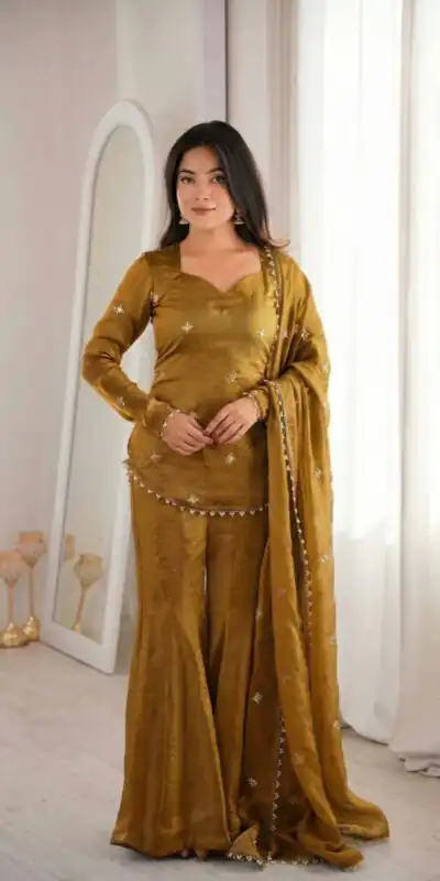 Mustered Fendy Silk Embroidery Lace Work Salwar Suit