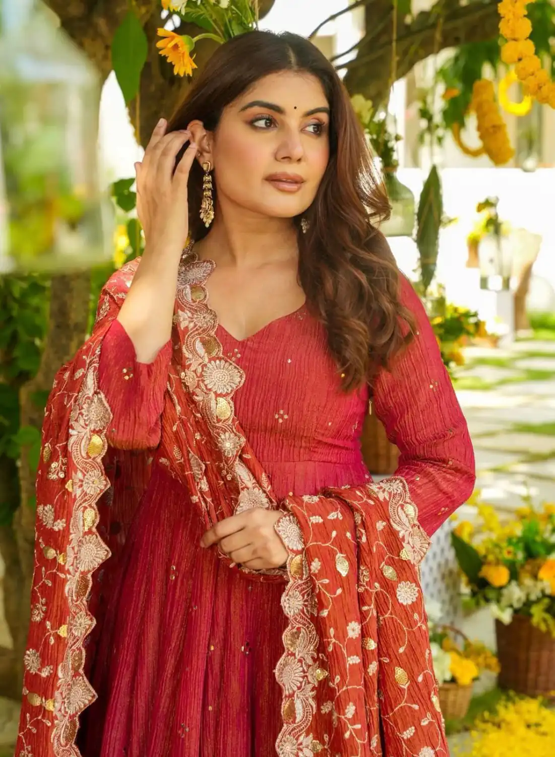 Red Simmar Silk Embroidery Work Anarkali Suit - Image 5