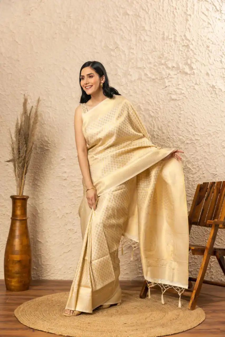 KPR 073 Off White Soft Lichi Silk Saree Perfect for Wedding, Party, Reception, Diwali, Ethnic Day – . Affordable Price ₹1299. Delivery 4-6 Working Days. | Creative Sarees, Bollywood Sarees, Designer Sarees, Embroidered Sarees, Ethnic Saree, Modern Digital sarees, Party Wear Sarees, Sarees