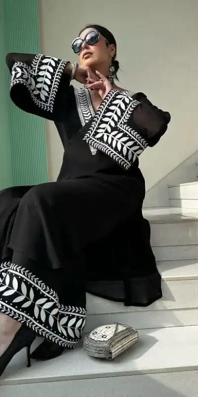 ST 147 Black Color Faux Georgette Salwar Suit with Embroidery Work. Best Price ₹1849. Delivery 4-6 Working Days. Shop now. | Casual Suits, Jump Suits, Creative suits, Designer Suits, Palazzo Suits, Party Wear Suits, Patiala Suits, Salwar suit, Straight Suits