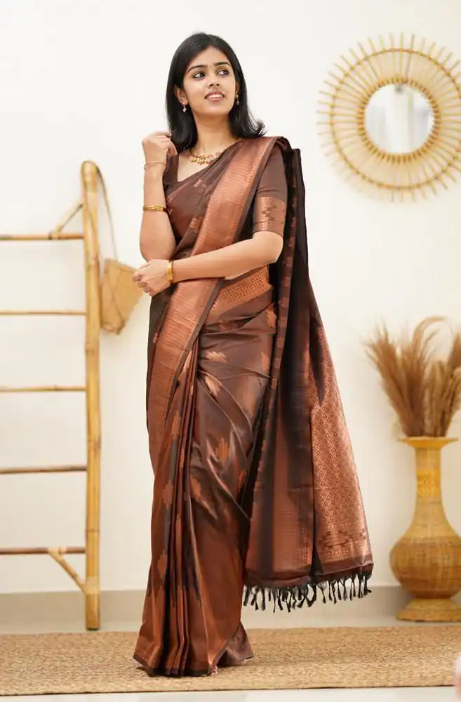 Brown Soft Lichi Silk Jacquard Rich Pallu Saree - Image 2