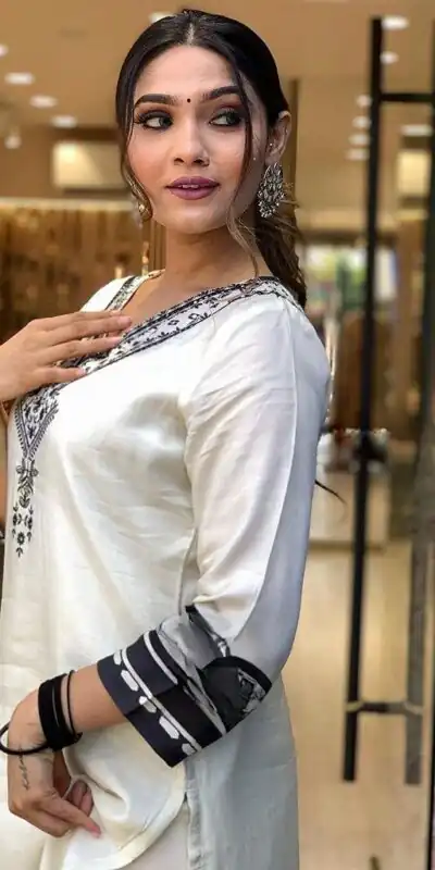 DC G20 White in Maslin Digital Print Salwar Suit . Wedding, Party, Festive, Events, Introductory Price ₹1549. Delivery 4-6 Working Days. Shop now. | Casual Suits, Jump Suits, Creative suits, Designer Suits, Palazzo Suits, Party Wear Suits, Patiala Suits, Salwar suit, Straight Suits