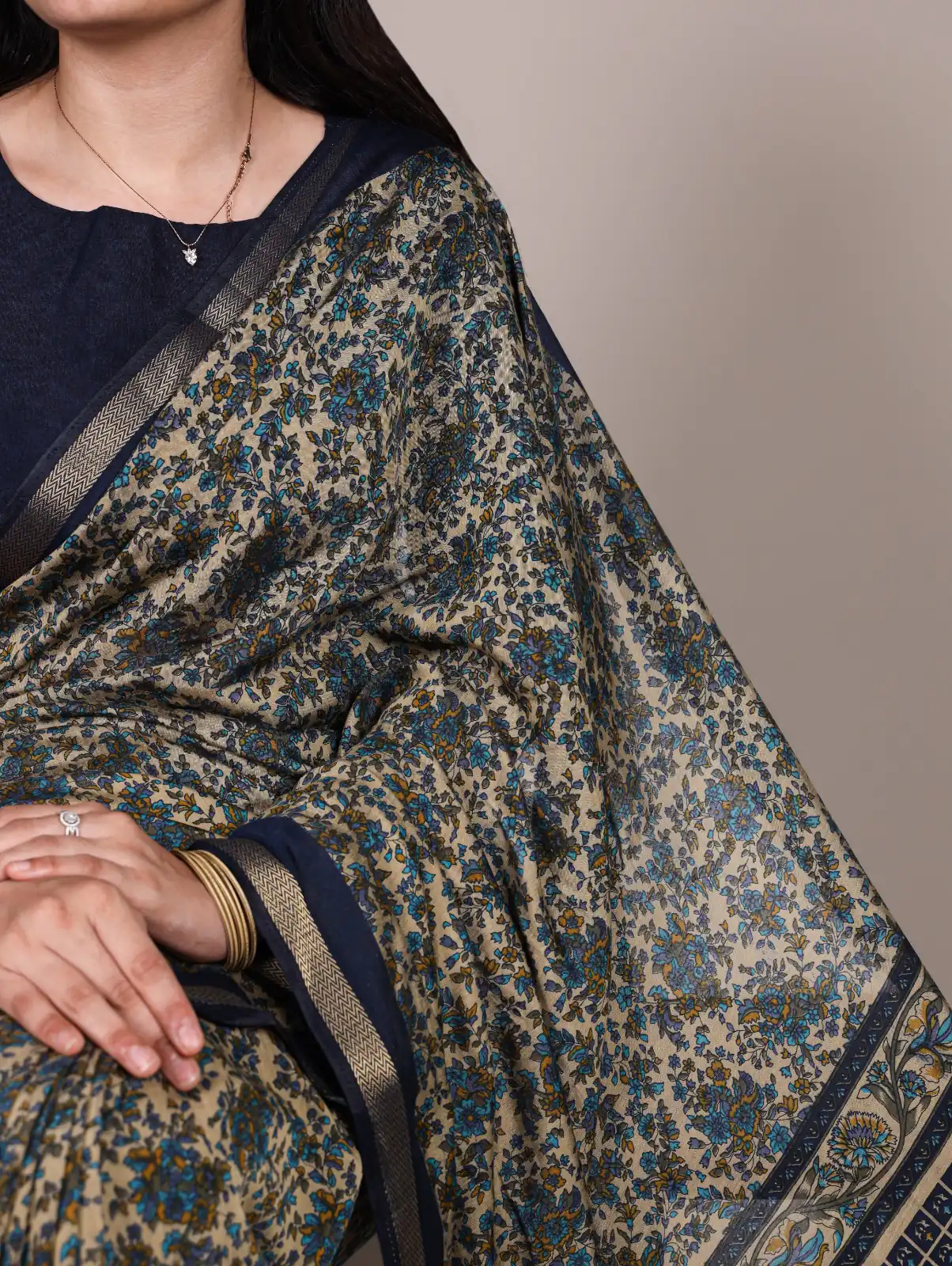 Navy Blue Polyester Viscose Chanderi Zari Work Saree - Image 2