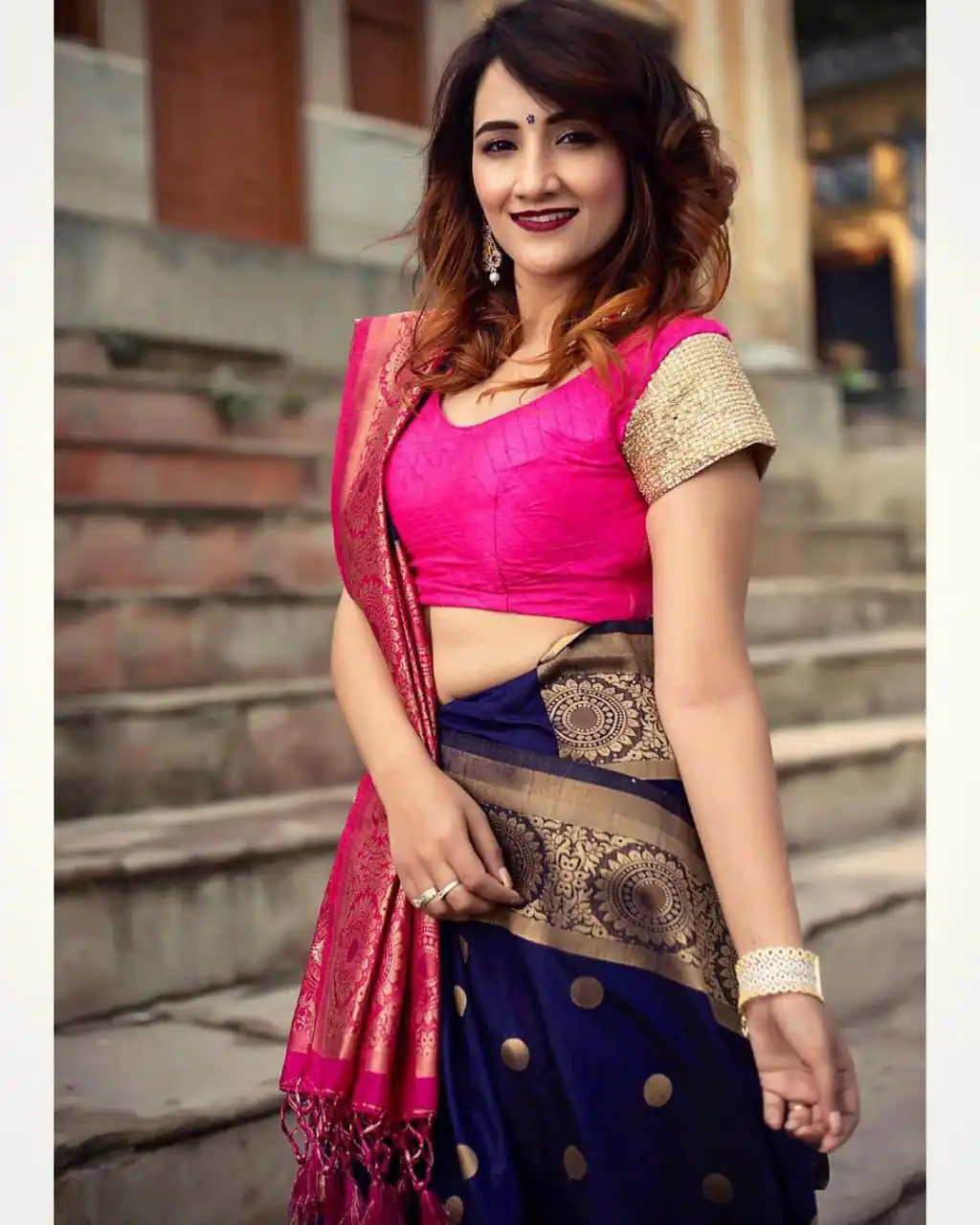 Navy Blue Soft Lichi Silk All Over Border Saree - Image 5