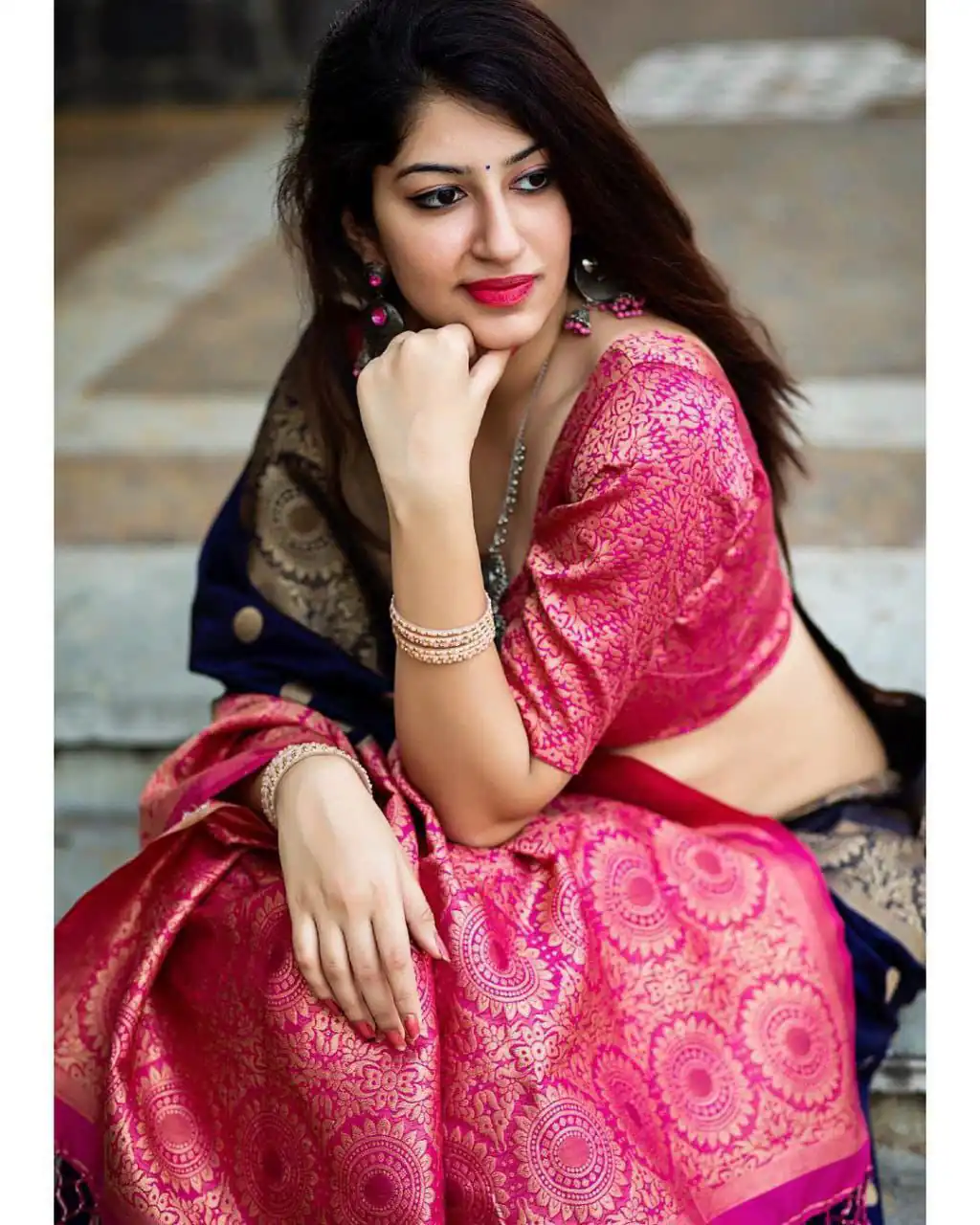 Navy Blue Soft Lichi Silk All Over Border Saree - Image 10