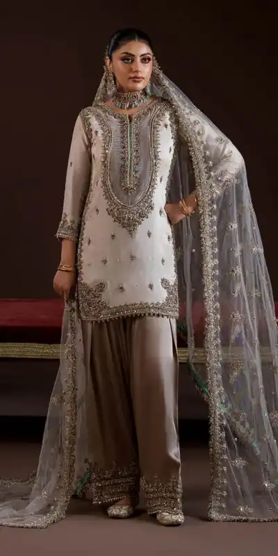 LG 2068 Off White Crape Silk Salwar Suit Perfect for Wedding, Party, Onam, Reception, Housewarming – . Grab it for ₹1999. Delivery 4-6 Working Day | Casual Suits, Jump Suits, Creative suits, Designer Suits, Palazzo Suits, Party Wear Suits, Patiala Suits, Salwar suit, Straight Suits