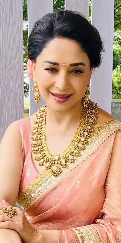 NC 5556 Peach Banarasi Crush Twil Embroidery Work Saree . Perfect for Wedding, Party, Onam, Family Gatherings, Festive Deal ₹1899. Delivery 4-6 Working Days | Creative Sarees, Bollywood Sarees, Designer Sarees, Embroidered Sarees, Ethnic Saree, Modern Digital sarees, Party Wear Sarees, Sarees