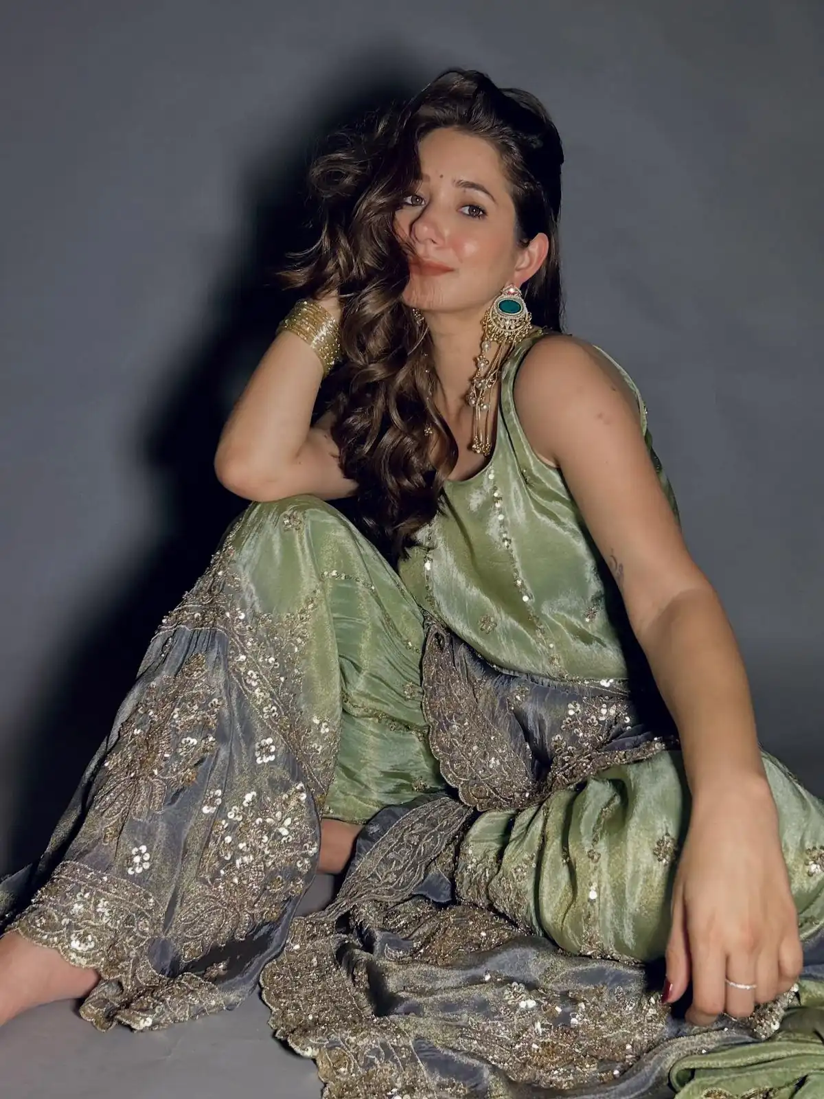 Pista Chinon Embroidery Work Salwar Suit - Image 7