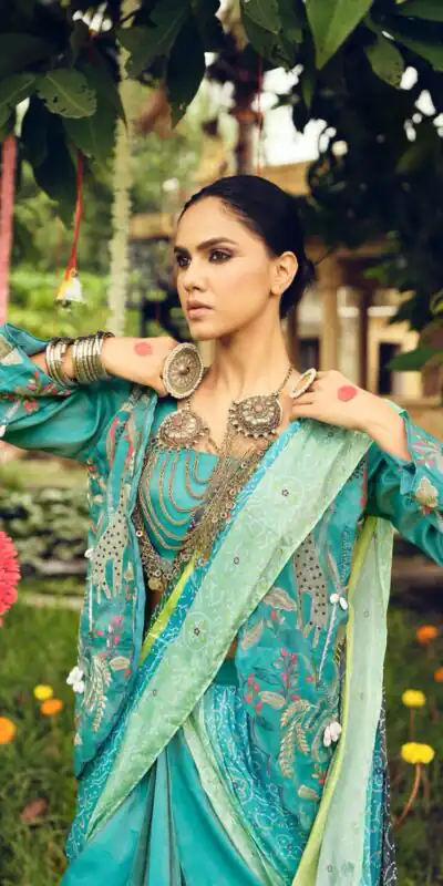 RR 34 Blue Shimmer Saree Perfect for Wedding, Party, Cultural Events, Durga Puja, Reception – . Best Price ₹2049. Delivery 4-6 Working Days. Shop now. | Creative Sarees, Bollywood Sarees, Designer Sarees, Embroidered Sarees, Ethnic Saree, Modern Digital sarees, Party Wear Sarees, Sarees