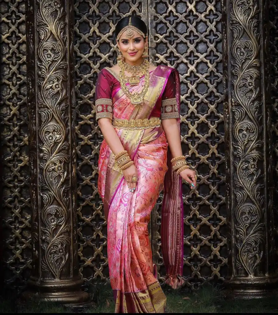 KP 4035 Peach Soft Lichi Silk Saree Perfect for Wedding, Party, Reception, Diwali, Ethnic Day – . Affordable Price ₹1449. Delivery 4-6 Working Days. | Creative Sarees, Bollywood Sarees, Designer Sarees, Embroidered Sarees, Ethnic Saree, Modern Digital sarees, Party Wear Sarees, Sarees
