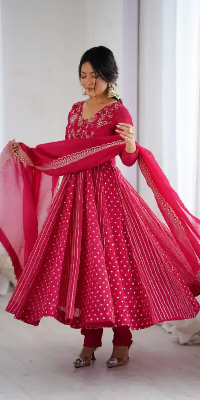 SRK 5293 Pink With Crunchy Silk With Fully Flair with Lace Work & Embroidery Work Anarkali Gown . Introductory Price ₹2149. Delivery 4-6 Worki | Bollywood Gowns, Creative Gowns, Designer Gowns, Embroidered Gowns, Gowns, Party Wear Gowns