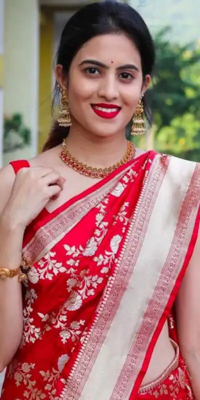 KPR 110 Red Soft Lichi Silk Saree Perfect for Wedding, Party, Reception, Diwali, Ethnic Day – . Affordable Price ₹1299. Delivery 4-6 Working Days. | Creative Sarees, Bollywood Sarees, Designer Sarees, Embroidered Sarees, Ethnic Saree, Modern Digital sarees, Party Wear Sarees, Sarees