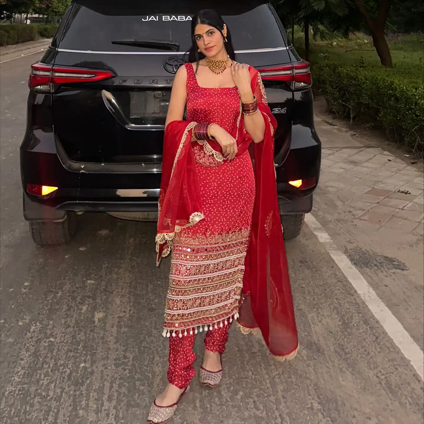 Red Faux Georgette Mirror Embroidery Work Salwar Suit - Image 4