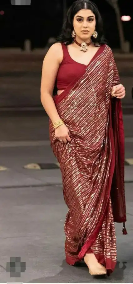 FB HM204 Red Georgette Saree Perfect for Wedding, Party, Reception, Holi, Cultural Events –. Affordable Price ₹1999. Delivery 4-6 Working Days. Shop | Creative Sarees, Bollywood Sarees, Designer Sarees, Embroidered Sarees, Ethnic Saree, Modern Digital sarees, Party Wear Sarees, Sarees