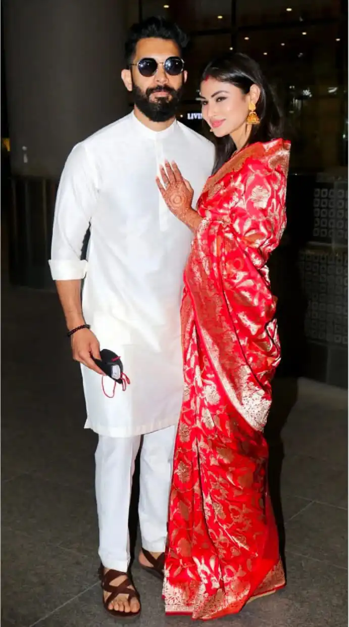 KPR 115 Red Color Soft Lichi Silk Saree with Lace Border & Lace Work. Best Price ₹1399. Delivery 4-6 Working Days. Shop now. | Creative Sarees, Bollywood Sarees, Designer Sarees, Embroidered Sarees, Ethnic Saree, Modern Digital sarees, Party Wear Sarees, Sarees