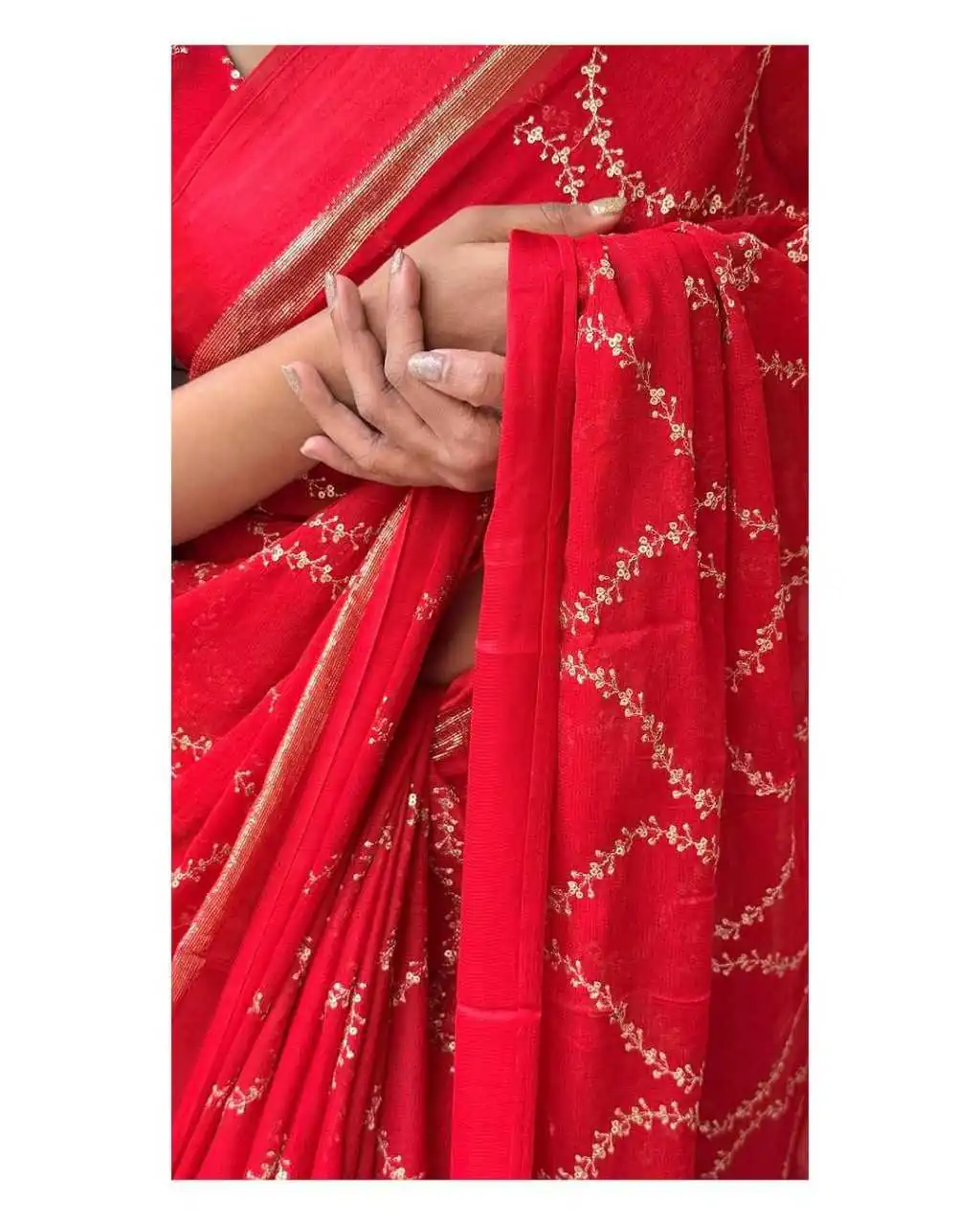 MS 505 Red Viscose Satin Saree with Sequins Work & Embroidery Work. Special Price ₹1599. Delivery 4-6 Working Days. Shop now. | Creative Sarees, Bollywood Sarees, Designer Sarees, Embroidered Sarees, Ethnic Saree, Modern Digital sarees, Party Wear Sarees, Sarees