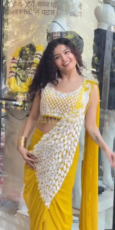 ST 1165 Yellow Faux Georgette Saree with Embroidery Work & Sequins Work. Now at just ₹1799. Delivery 4-6 Working Days. Shop now. | Creative Sarees, Bollywood Sarees, Designer Sarees, Embroidered Sarees, Ethnic Saree, Modern Digital sarees, Party Wear Sarees, Sarees