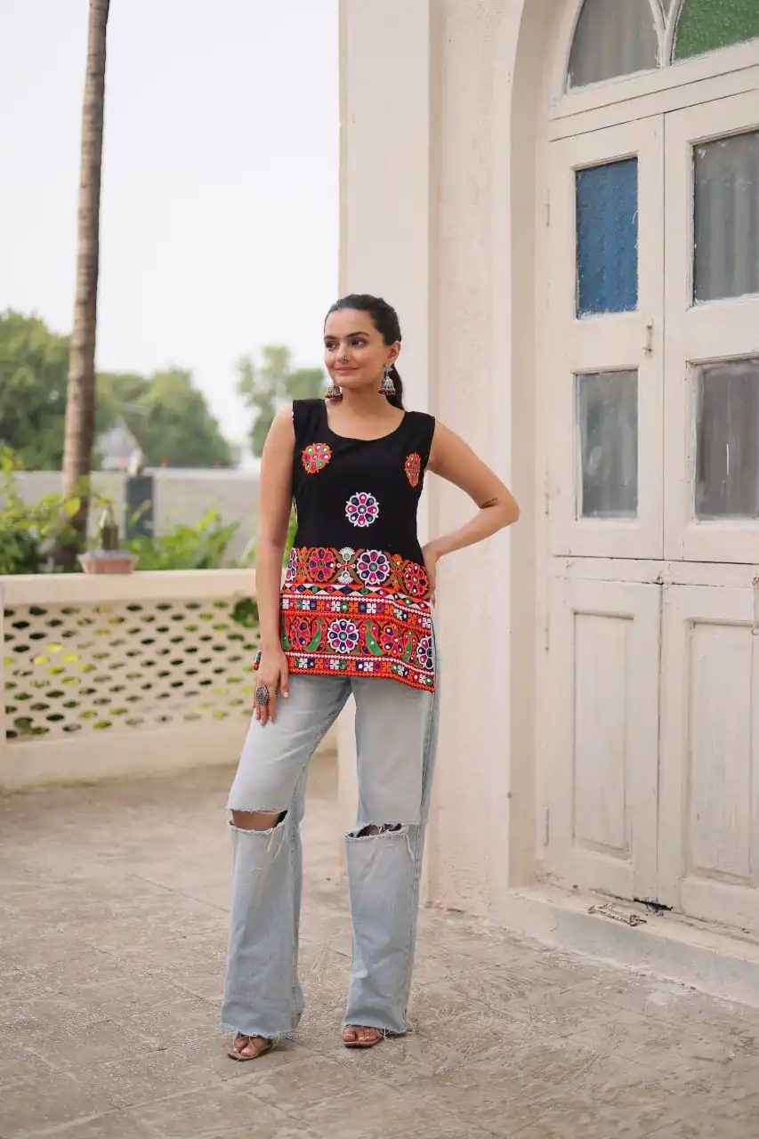 Classic Black Georgette Gamthi Work Kurti - Image 6