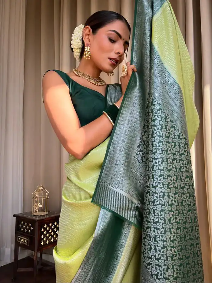 Super Pista Lichi Silk Jacquard Work Saree - Image 2