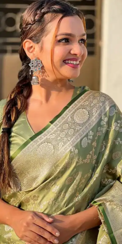 Alternative view of Unique Green Lichi Silk Jacquard Work Saree