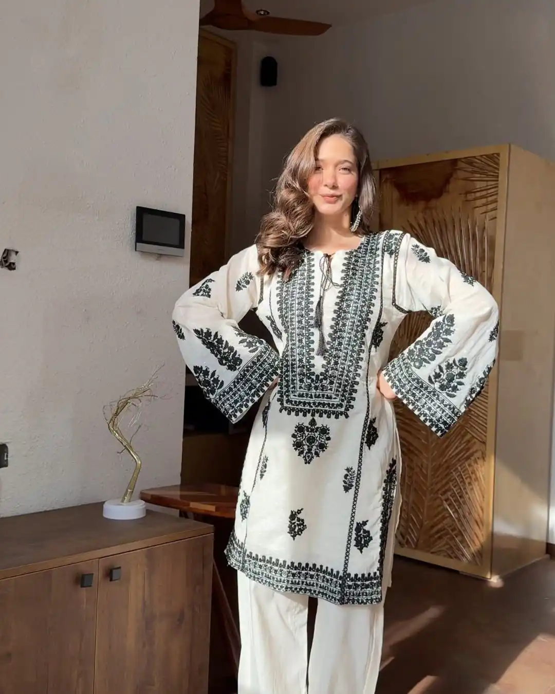 SRK 5349 White Rayon Butti Silk Salwar Suit with Embroidery Work. Special Price ₹1899. Delivery 4-6 Working Days. Shop now. | Casual Suits, Jump Suits, Creative suits, Designer Suits, Palazzo Suits, Party Wear Suits, Patiala Suits, Salwar suit, Straight Suits