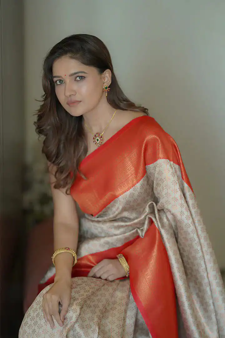 KPR 220 Off White Soft Lichi Silk Saree Perfect for Wedding, Party, Reception, Diwali, Ethnic Day – . Affordable Price ₹1449. Delivery 4-6 Working Days. | Creative Sarees, Bollywood Sarees, Designer Sarees, Embroidered Sarees, Ethnic Saree, Modern Digital sarees, Party Wear Sarees, Sarees