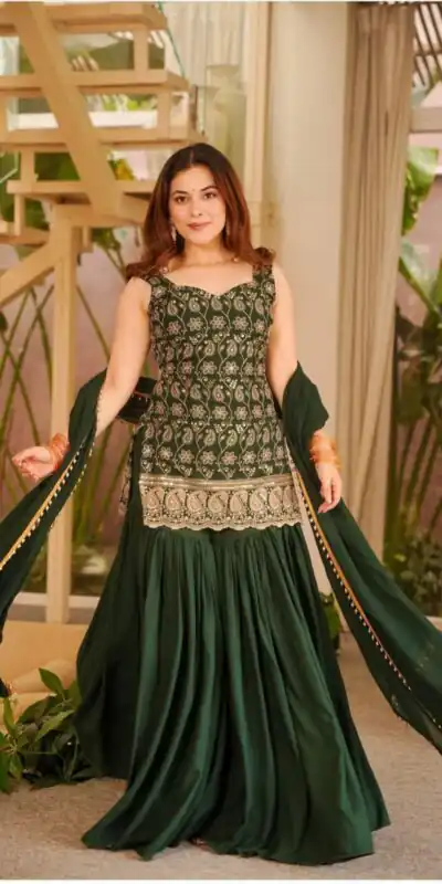 MD 3093 Green Blooming Faux Georgette Salwar Suit Perfect for Wedding, Party, Makar Sankranti, Baby Shower, Traditional Day – . Special Price ₹2149. Deliv | Casual Suits, Jump Suits, Creative suits, Designer Suits, Palazzo Suits, Party Wear Suits, Patiala Suits, Salwar suit, Straight Suits