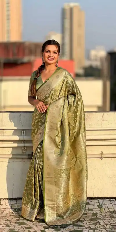 KPR 290 Green in Soft Lichi Silk Jacquard Work Designer Work Saree . Exclusive Offer ₹1349. Delivery 4-6 Working Days. Shop now. | Creative Sarees, Bollywood Sarees, Designer Sarees, Embroidered Sarees, Ethnic Saree, Modern Digital sarees, Party Wear Sarees, Sarees