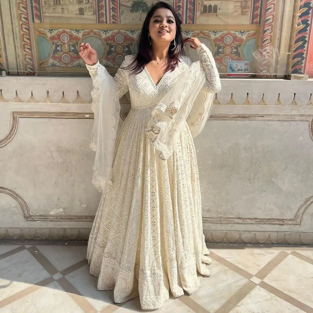 Aglow White Fox Georgette Embroider Work Gown - Image 2