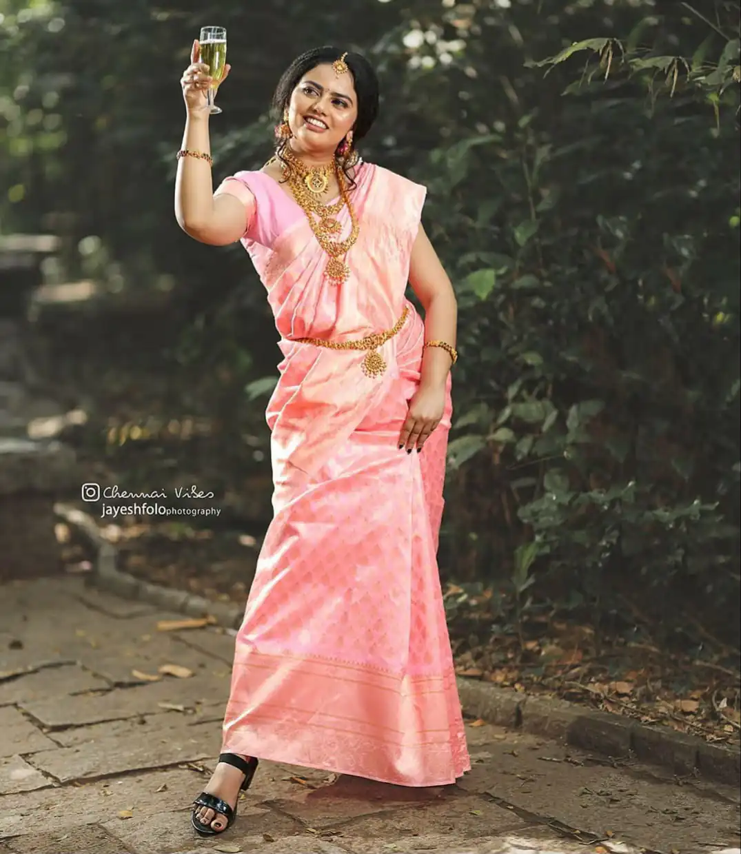 Pretty Peach Soft Lichi Silk Jacquard Work Saree - Image 11