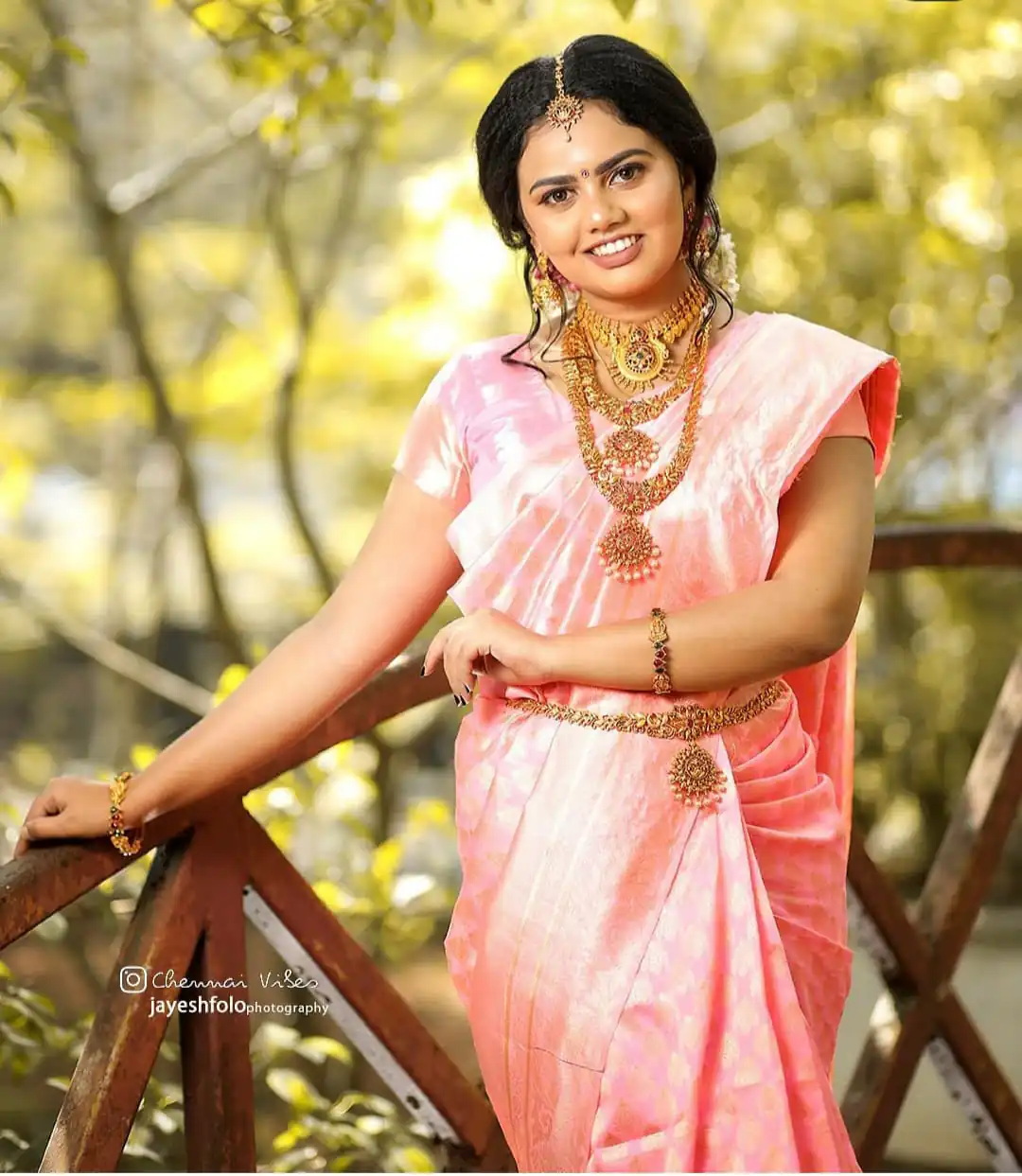 Pretty Peach Soft Lichi Silk Jacquard Work Saree - Image 6