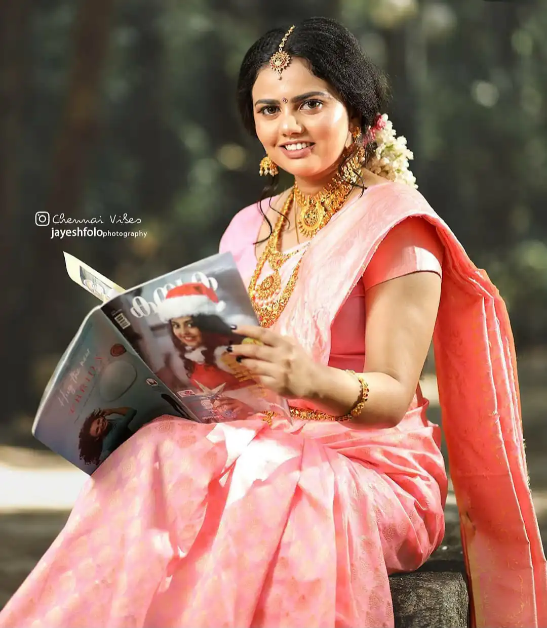 Pretty Peach Soft Lichi Silk Jacquard Work Saree - Image 5