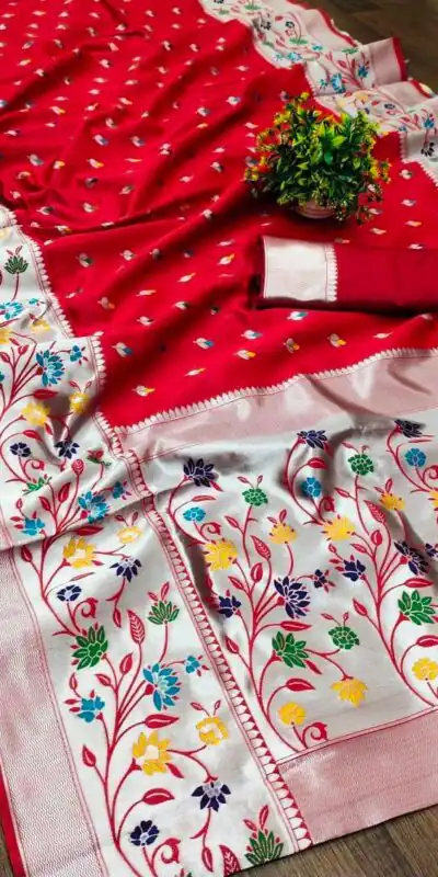 Alternative view of Superb Red Lichi Silk Lace Border Work Saree