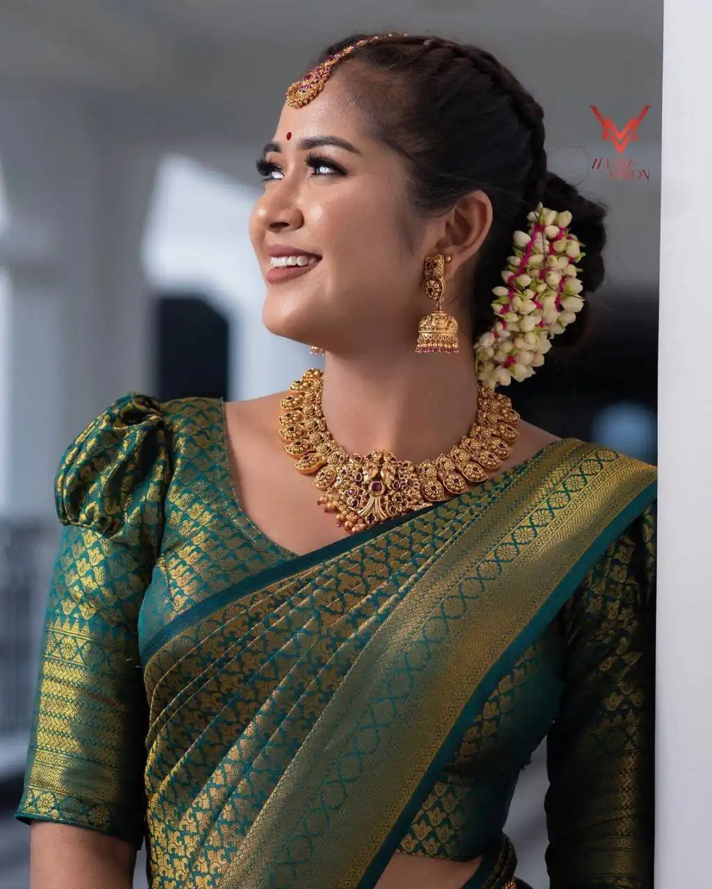 KPR 153 Green Color Soft Lichi Silk Saree with Jacquard Work. Best Price ₹1349. Delivery 4-6 Working Days. Online Shop now. | Creative Sarees, Bollywood Sarees, Designer Sarees, Embroidered Sarees, Ethnic Saree, Modern Digital sarees, Party Wear Sarees, Sarees