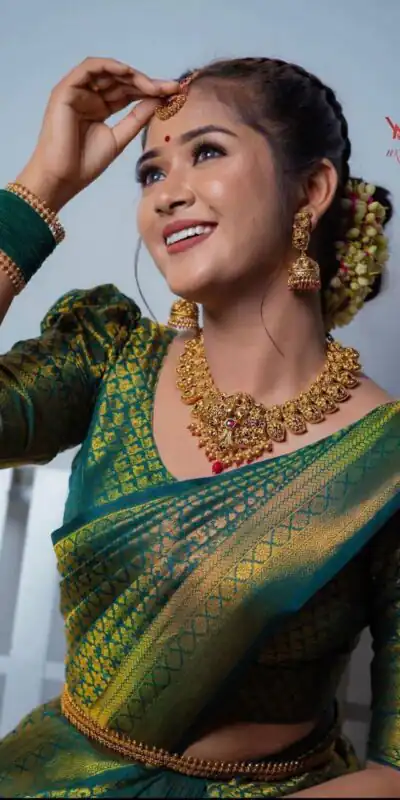 KPR 153 Green Color Soft Lichi Silk Saree with Jacquard Work. Best Price ₹1349. Delivery 4-6 Working Days. Online Shop now. | Creative Sarees, Bollywood Sarees, Designer Sarees, Embroidered Sarees, Ethnic Saree, Modern Digital sarees, Party Wear Sarees, Sarees