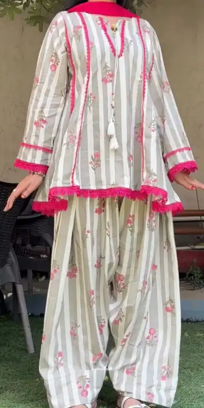SRK 5359 Grey in Grey Natural Crep Lace Work & Digital Print Salwar Suit . Exclusive Offer ₹1899. Delivery 4-6 Working Days. Shop now. | Casual Suits, Jump Suits, Creative suits, Designer Suits, Palazzo Suits, Party Wear Suits, Patiala Suits, Salwar suit, Straight Suits