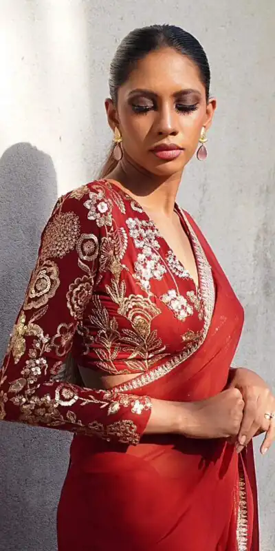 JR 646 Red Georgette Saree Perfect for Wedding, Party, Traditional Day, Housewarming, Pongal – . Exclusive Offer ₹1699. Delivery 4-6 Working Days. Shop | Creative Sarees, Bollywood Sarees, Designer Sarees, Embroidered Sarees, Ethnic Saree, Modern Digital sarees, Party Wear Sarees, Sarees