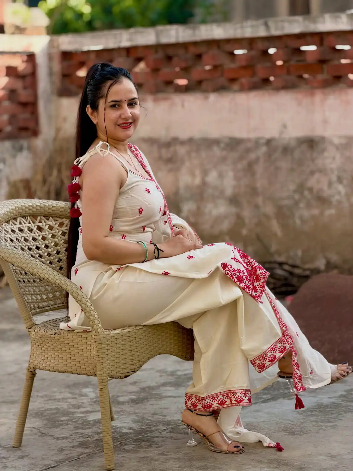 MF 476 Pink Embroidery Sequins Work Salwar Suit in Pink Maska Cotton Silk. Wedding, Party, Festive, Price 2049 - Delivery 4-6 Working Days. Shop now. | Casual Suits, Jump Suits, Creative suits, Designer Suits, Palazzo Suits, Party Wear Suits, Patiala Suits, Salwar suit, Straight Suits