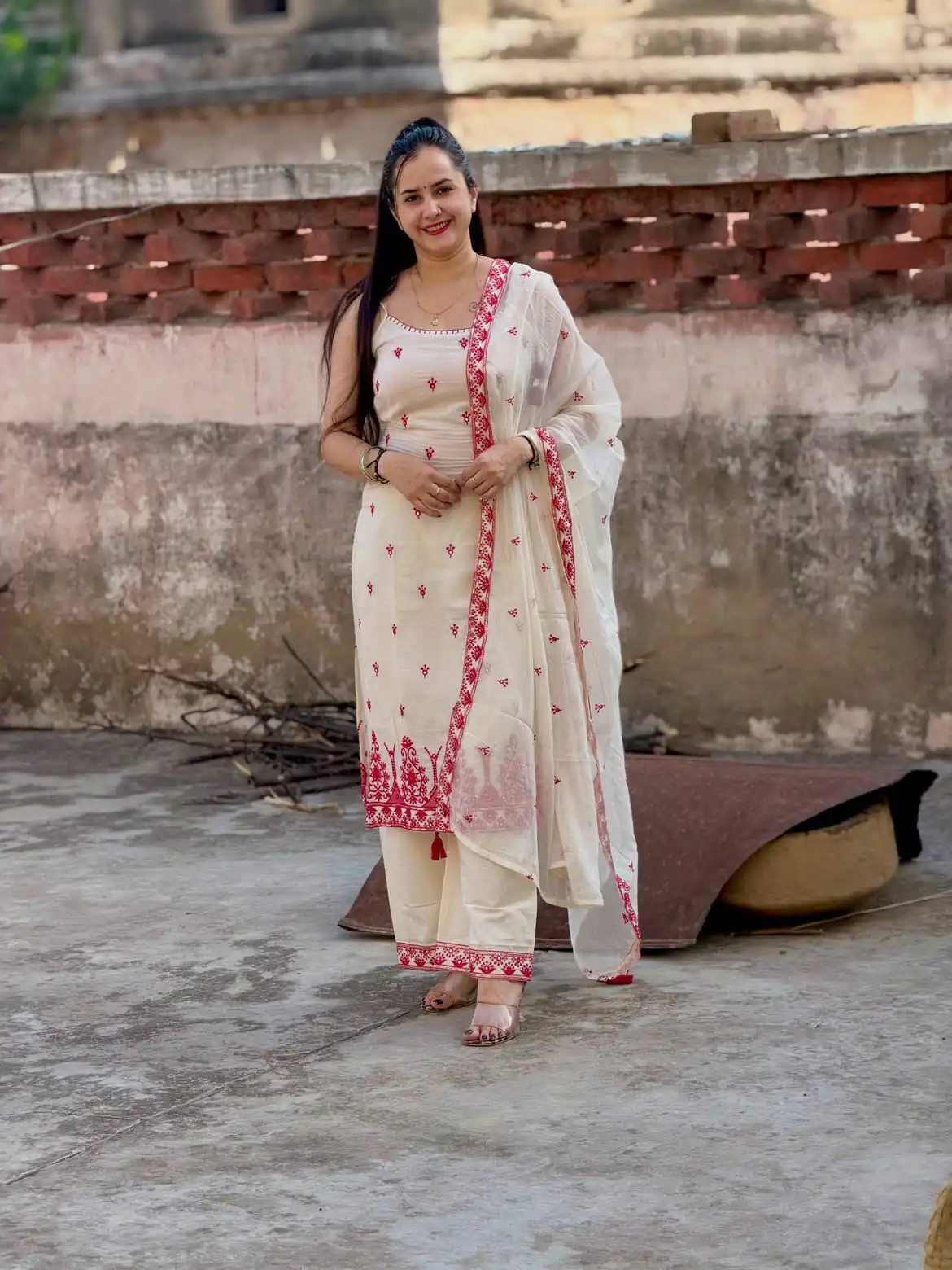 MF 476 Pink Embroidery Sequins Work Salwar Suit in Pink Maska Cotton Silk. Wedding, Party, Festive, Price 2049 - Delivery 4-6 Working Days. Shop now. | Casual Suits, Jump Suits, Creative suits, Designer Suits, Palazzo Suits, Party Wear Suits, Patiala Suits, Salwar suit, Straight Suits