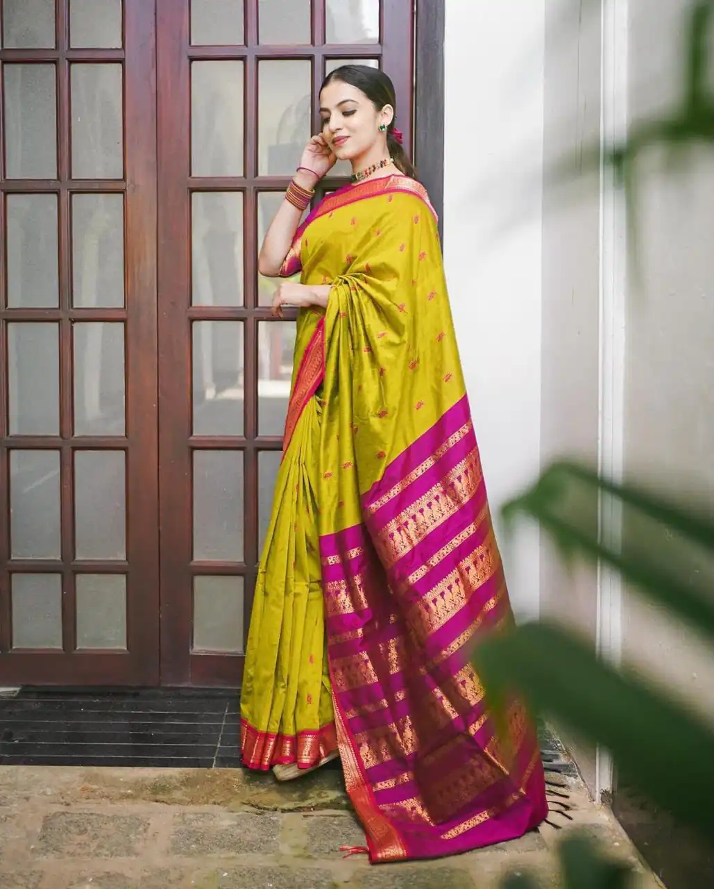 KP 6092 Mastered Soft Lichi Silk Cloth Saree Perfect for Wedding, Party, Family Gatherings, Sangeet, Festive Deal ₹1449. Delivery 4-6 Working Days | Creative Sarees, Bollywood Sarees, Designer Sarees, Embroidered Sarees, Ethnic Saree, Modern Digital sarees, Party Wear Sarees, Sarees