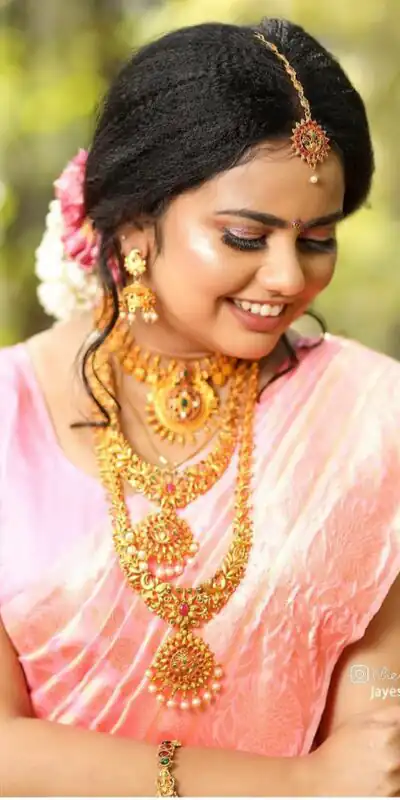 KPR 061 peach Soft Lichi Silk Saree with Lace Work & Lace Border. Introductory Price ₹1349. Delivery 4-6 Working Days. Shop now. | Creative Sarees, Bollywood Sarees, Designer Sarees, Embroidered Sarees, Ethnic Saree, Modern Digital sarees, Party Wear Sarees, Sarees
