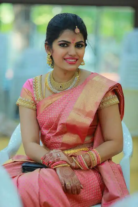 KP 2098 Peach Soft Lichi Silk Cloth Saree Perfect for Wedding, Party, Family Gatherings, Sangeet, Ethnic Day – . Festive Deal ₹1349. Delivery 4-6 Workin | Creative Sarees, Bollywood Sarees, Designer Sarees, Embroidered Sarees, Ethnic Saree, Modern Digital sarees, Party Wear Sarees, Sarees